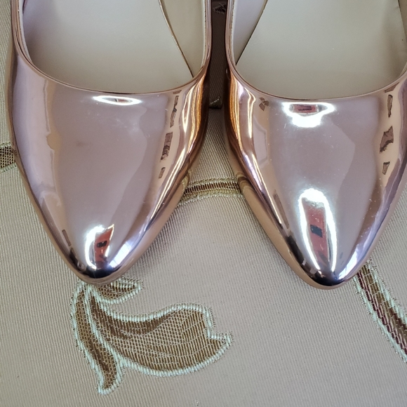 INC INTERNATIONAL CONCEPTS Rose Gold Heels - Picture 2 of 6